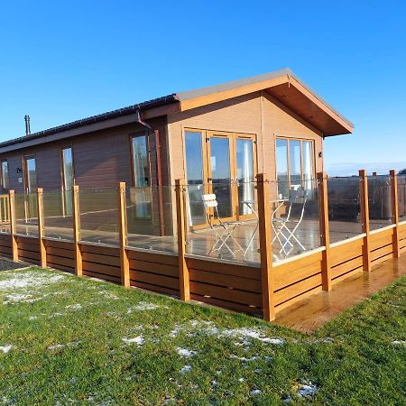 Luxury Family Beechwood Lodge With Hot Tub Lochwinnoch المظهر الخارجي الصورة